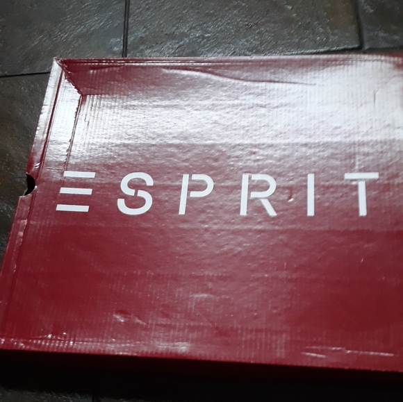 ESPRIT RAIN/SNOW BOOTS worn once in great cond. - Picture 2 of 4